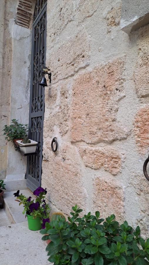 B&B Garibaldi Alcamo Dış mekan fotoğraf